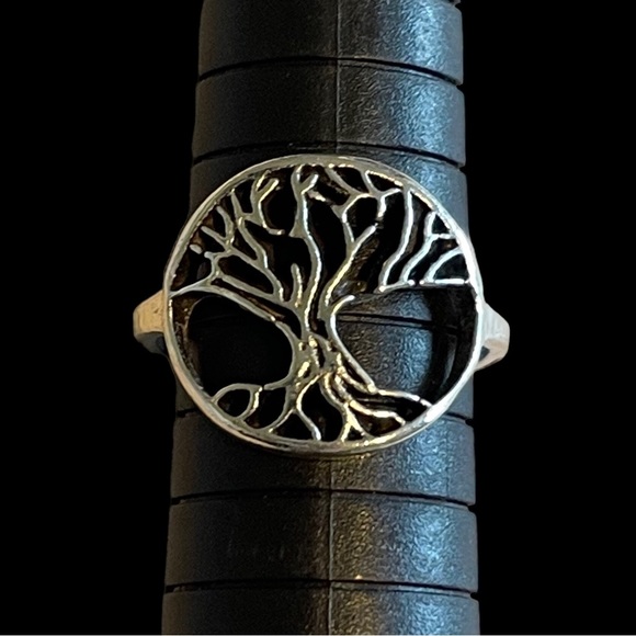 Boho Ring Size 7.5 - Picture 2 of 3